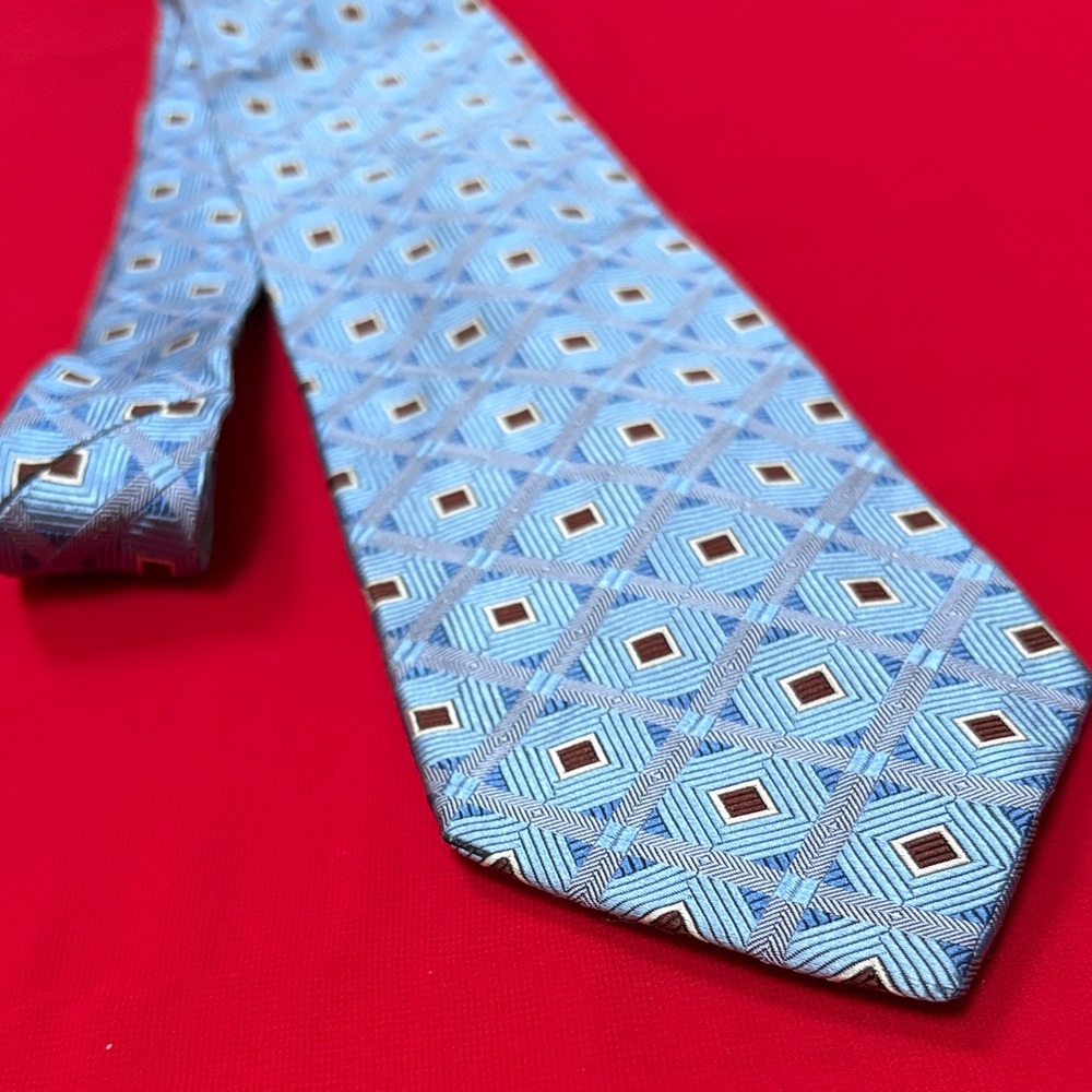 Hickey Freeman silk tie!